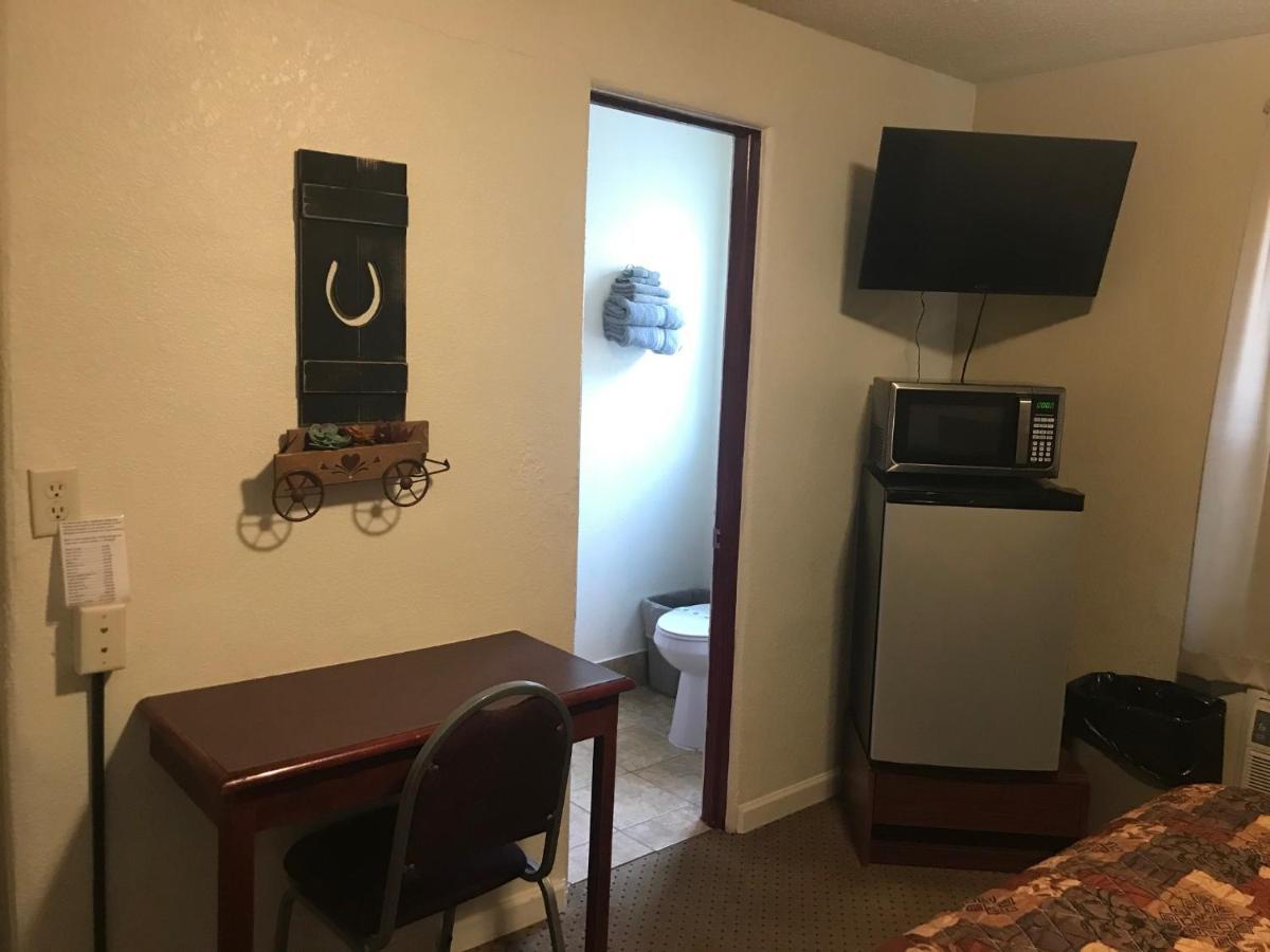 Highland Court 2* Fairmont